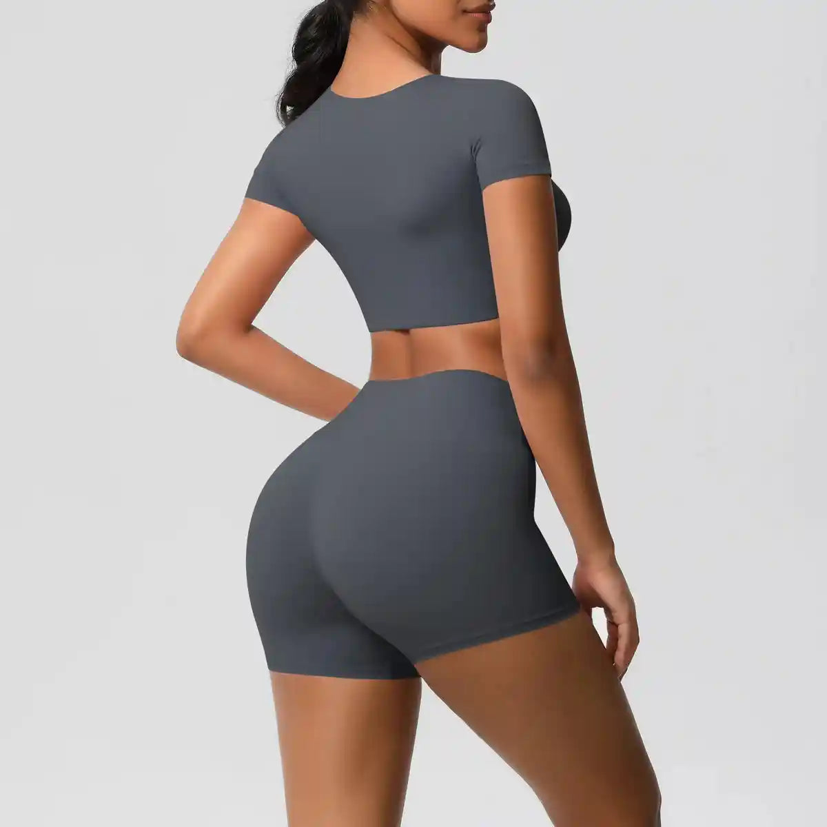 Apex Sculpt Cropped 2-Piece Yoga & Training Set graphite grey 
