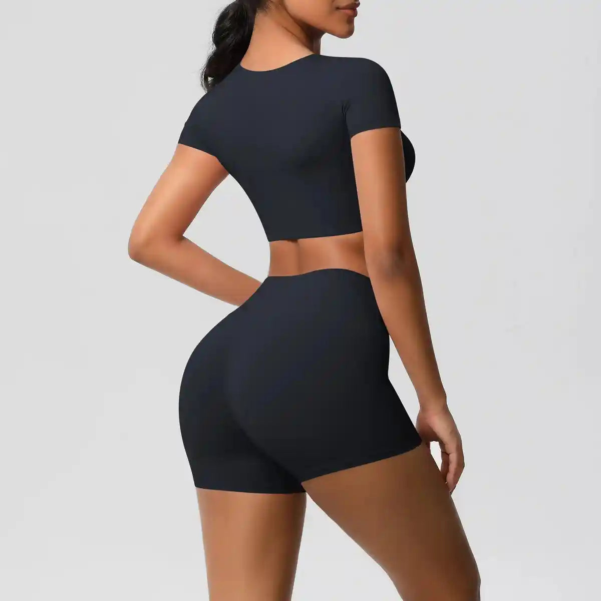 Apex Sculpt Cropped 2-Piece Yoga & Training Set black
