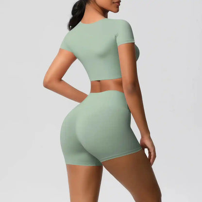 Apex Sculpt Cropped 2-Piece Yoga & Training Set light green
